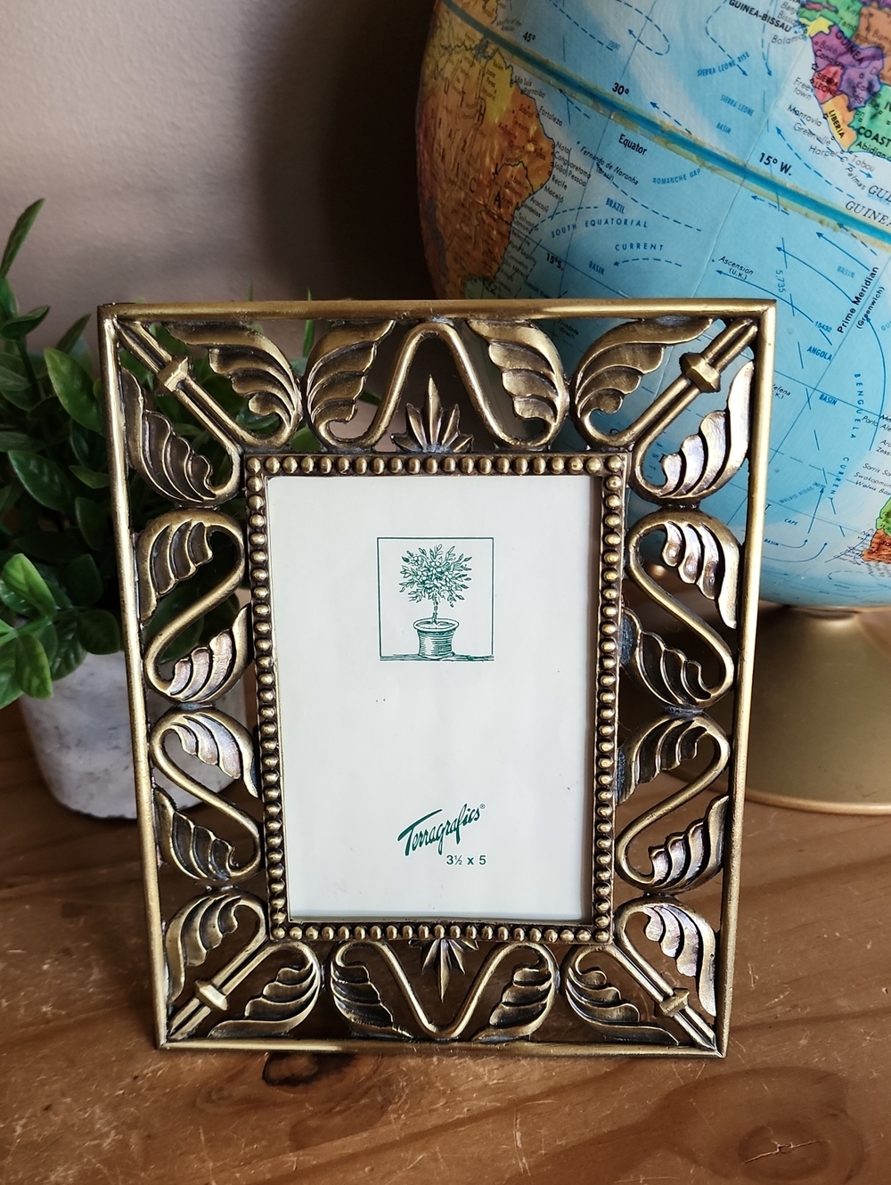 Vintage Terragrafics Gold Brass Ornate  Picture Frame - 3x5 Photo
